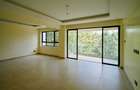 3 Bed Apartment with En Suite at 2026-430 - 19