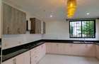 5 Bed Townhouse with En Suite in Loresho - 10