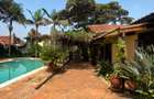 5 Bed House with En Suite in Lavington - 2
