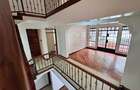 5 Bed Townhouse with En Suite in General Mathenge - 8