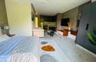 Serviced Studio Apartment with En Suite at Volume Road - 4