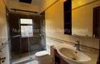 5 Bed Townhouse with En Suite in Karen - 14