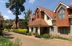 4 Bed Townhouse with En Suite at Lavington - 1