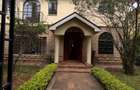 4 Bed Townhouse with En Suite in Kitisuru - 2