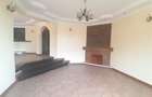 5 Bed Townhouse with En Suite at Lavington - 15