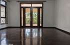 5 Bed Townhouse with En Suite at Lavington Green - 19