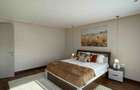 4 Bed Townhouse with En Suite at Links Road - 17