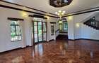 5 Bed House with En Suite in Runda - 17