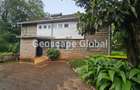 4 Bed House with En Suite in Lavington - 14