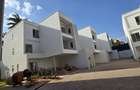 5 Bed Townhouse with En Suite at Lavington Green - 12