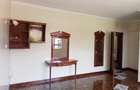 5 Bed House with En Suite in Runda - 7