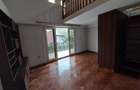5 Bed Townhouse with En Suite at Convent Drive - 16