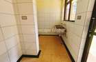 5 Bed Townhouse with En Suite in Lavington - 4