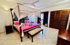 5 Bed Villa with En Suite in Watamu - 18