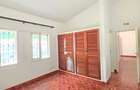 4 Bed House with En Suite at Hillview Estate. - 15