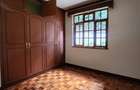 4 Bed Townhouse with En Suite at James Gichuru - 12