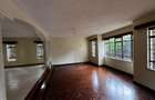 4 Bed Townhouse with En Suite in Brookside - 13