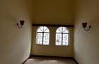 5 Bed Townhouse with En Suite at Riverside Drive - 12