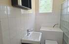 4 Bed House with En Suite at Rosslyn - 12