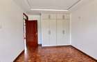4 Bed Townhouse with En Suite at James Gichuru Road - 16