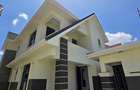 4 Bed Townhouse with En Suite at Northern Bypass - 17