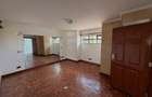 5 Bed Townhouse with En Suite in Lavington - 19