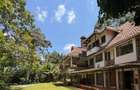 5 Bed Townhouse with En Suite in Rosslyn - 3