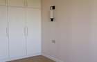 1 Bed Apartment with En Suite at Off Riverside Drive - 6