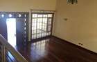 4 Bed Townhouse with En Suite in Kyuna - 19