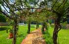 4 Bed House with En Suite in Runda - 4