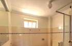 5 Bed Townhouse with En Suite in Lavington - 4