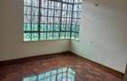 Serviced 2 Bed Apartment with En Suite at Riverside Drive - 1