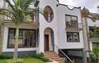 5 Bed Townhouse with En Suite in Westlands Area - 1