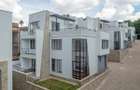 5 Bed Villa with En Suite in Lavington - 1