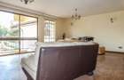 3 Bed Apartment with En Suite at Riverside Drive - 15