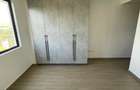 2 Bed Apartment with En Suite in Riverside - 17