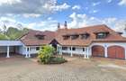 4 Bed Villa with En Suite in Ridgeways - 14