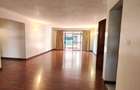 3 Bed Apartment with En Suite at Brook Side - 8