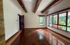 5 Bed Townhouse with En Suite at Old Runda - 7