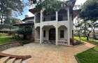 5 Bed House with En Suite in Runda - 5