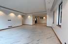 5 Bed Apartment with En Suite in Spring Valley - 17
