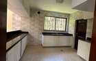 5 Bed Townhouse with En Suite in Lavington - 3
