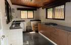 4 Bed House with En Suite in Spring Valley - 3