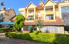 5 Bed Townhouse with En Suite at Lavington Green - 1