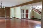 5 Bed House with En Suite in Rosslyn - 14