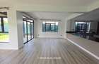 5 Bed House with Swimming Pool in Runda - 14