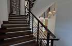 5 Bed Townhouse with En Suite at Lavington Green - 15