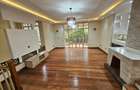 9 Bed House with En Suite in Nyari - 5