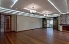 7 Bed Townhouse with En Suite in Nyari - 4