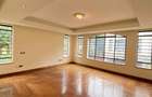 5 Bed Townhouse with En Suite in Lavington - 6